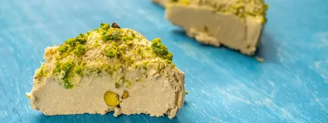 تصویر 3 از حلوا شکری پسته‌ ای انرژی‌ بخش و طبیعی